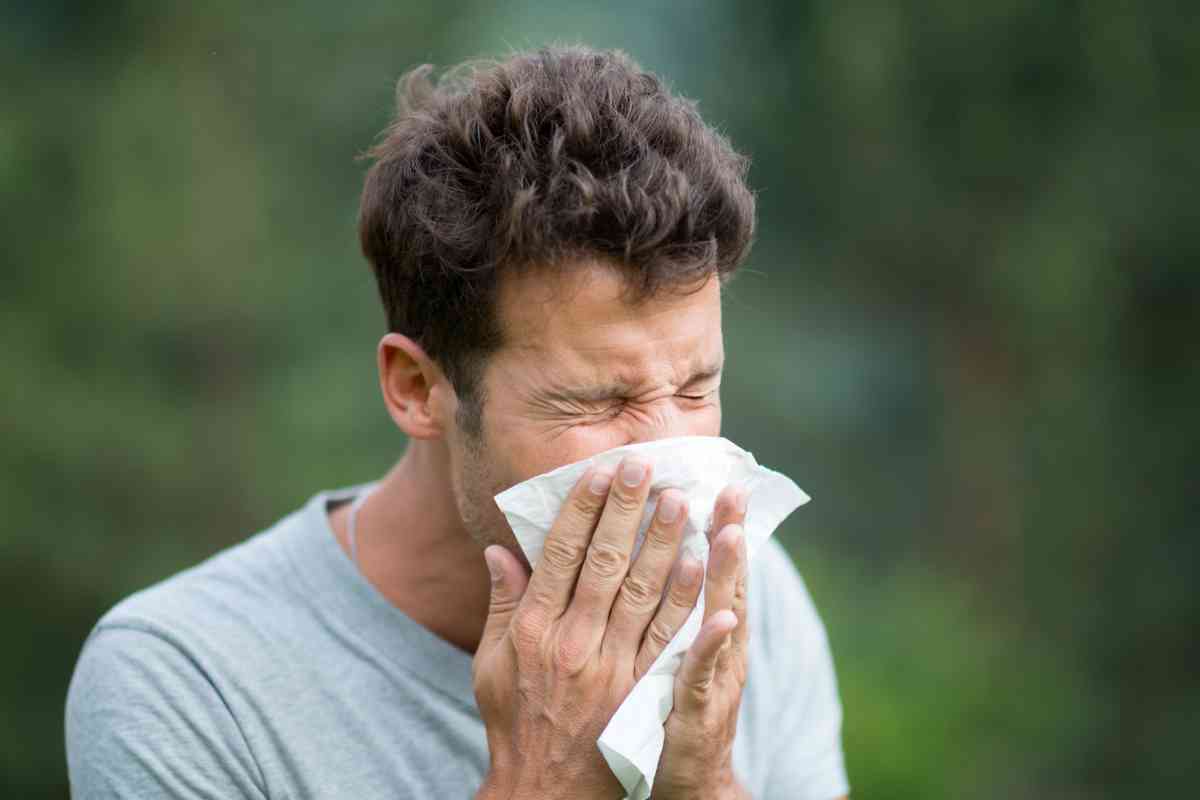 7+ Spiritual Meanings of Sneezing in a Row